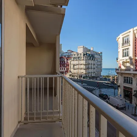 Kairos Keyweek Apartment With Sea View Ideally Located In Biarritz * Biarritz